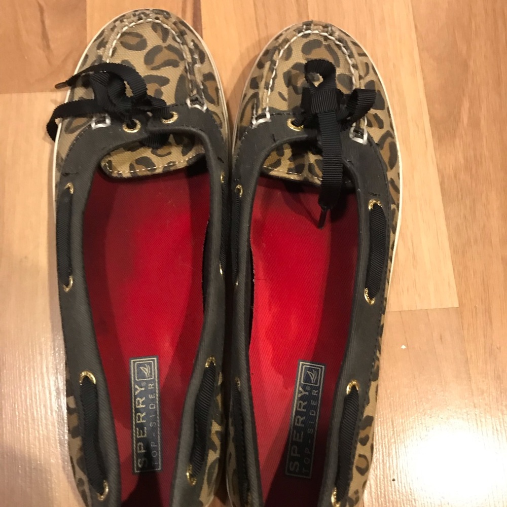 Sperry topsides leopard slip on shoes
